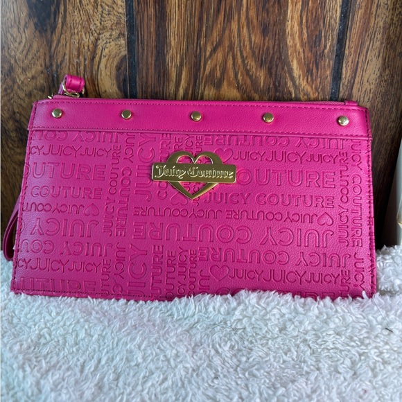 Juicy Couture Handbags - Juicy Couture Wristlet Raspberry Fuchsia Tart & Gold Studs Stamp Cute NWT